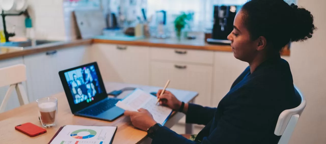 Best Early Guide to Ergonomics for People Working from Home
